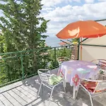 Ksenija Apartmán Primošten